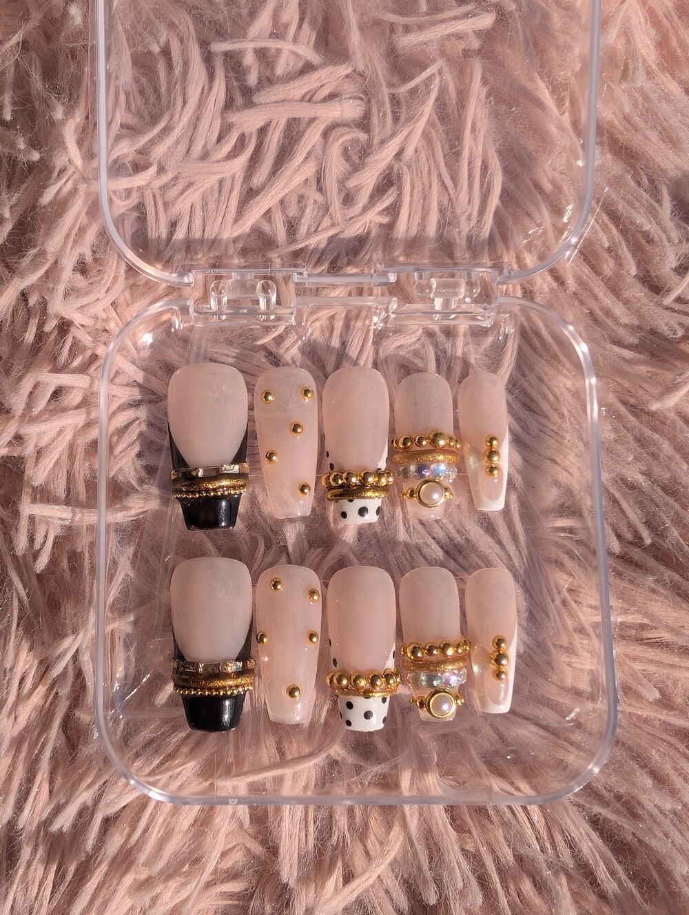 Bengal Nude,Black And White With Gold Accents-press-on Nails